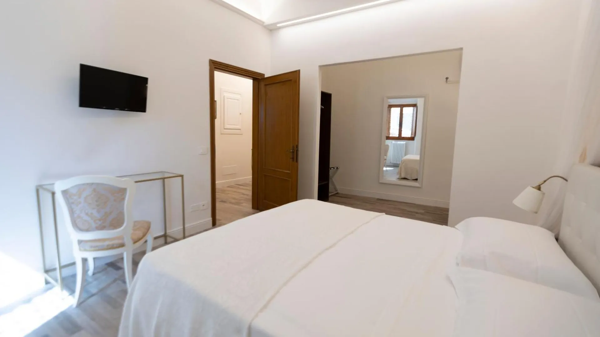 Lc41 Suites Florence 0*,  Italy