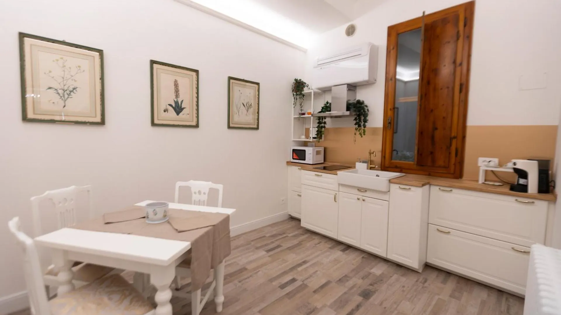 Lc41 Suites Florence